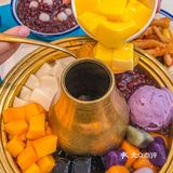 夏天跟糖水铺更搭哦❗️甜品火锅也敲好次的～ 