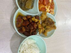 -晓宇盒饭(民安街店)