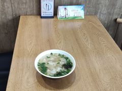 -三好食堂(煎饺·馄饨·肉饼米线·盛世广场店)