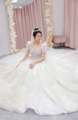 -LOVE SHINE婚纱·红鼎庄龙凤褂·妈妈装定制
