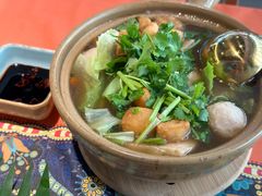 -马来西亚肉骨茶汤·招牌螃蟹·烧鸡·呷喱吧吧(海上世界店)