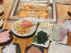 -吴氏老牌坊云南鱼豆花火锅店(通江街店)