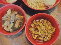 葱油辣酱拌面-春和面馆(常德路店)