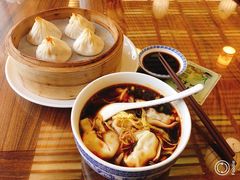-笑来喜馄饨小笼工坊店(湖滨街店)