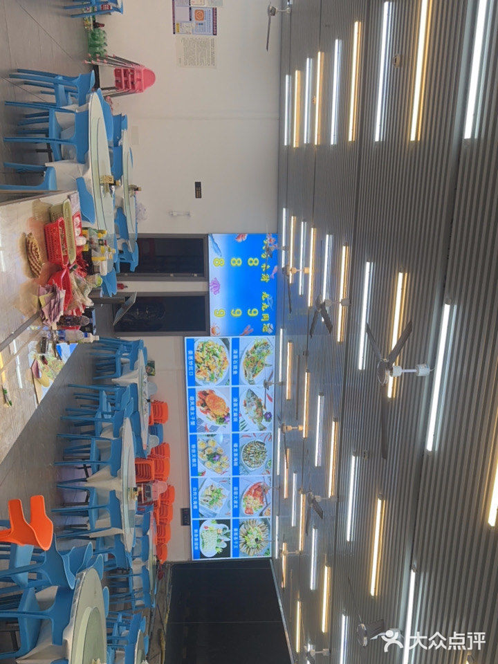 那么避风塘炒蟹绝对是你不能错过的一道美味