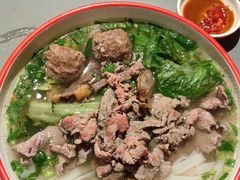 -大食代美食广场(上海中心店)