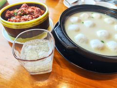 -莲餐厅·湖北菜·潜江小龙虾店(愚园路店)