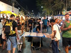 -周日夜市