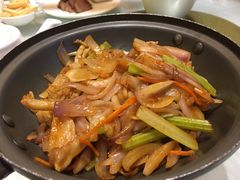 -湖庭壹品鸭王·传统北京烤鸭·别墅私房菜·庭院宵夜(江宁店)