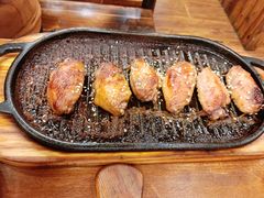 料理烤焦香翅中-老东镇啤酒屋海鲜加工·蒸汽海鲜·海鲜烧烤(台东店)