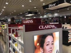 -日上免税行(浦东机场五店)