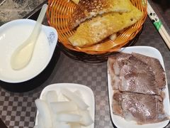 -京穆兰兰州牛肉面·清真(中川机场店)
