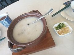 老火咸瘦肉皮蛋粥-云山堂广式早茶