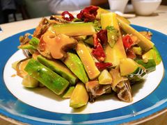 椒麻黄瓜鲍螺-小船渔村•大连菜•大连焖鱼(黄河路店)