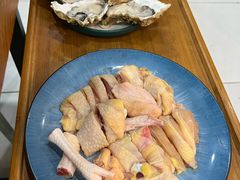 -老何家后安粉·糟粕醋海鲜火锅(三亚湾椰梦长廊店)