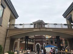 -王府井奥莱临潼小镇(临潼店)
