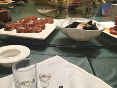 -八府香鸭·啫啫煲(华山路店)