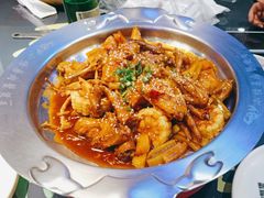 -徐记小怪兽肉蟹煲店(哈西万达金街店)