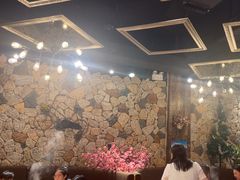 -顶顶汤火牛排火锅·经典铜锅涮肉