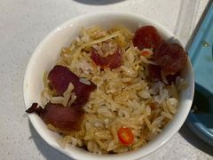 特色腊味煲仔饭-百年果林椰子鸡(中洲店)