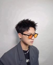 -朗峰专业美发沙龙