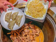 -锅当当铁锅炖烀饼王(长泰广场店)