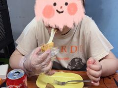 -BHC炸鸡(明洞总店)