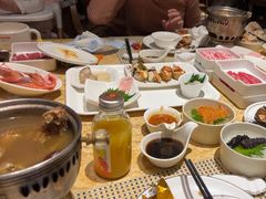 -雍和会海鲜姿造自助(湖东路店)