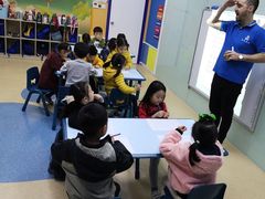 -贝乐少儿英语·全外教(滨江中心)