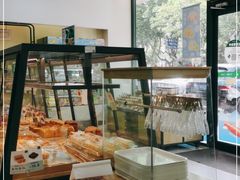 面包甜点陈列柜-KenGee仟吉(芜湖路店)