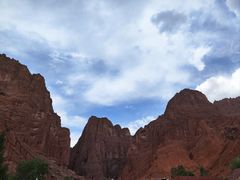 -天山神秘大峡谷