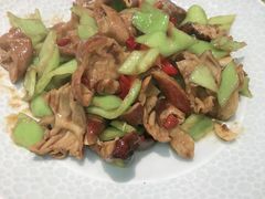 尖椒肥肠-泰福成大酒店(泰来道店)