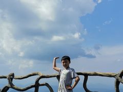 -罗田薄刀峰风景区