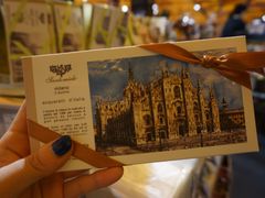 -文艺复兴百货(米兰大教堂广场店)