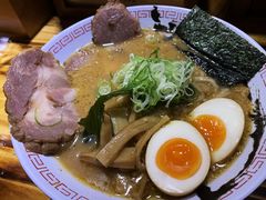 黑麻油豚骨拉面-老龙亭拉面店