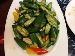 橄榄油炒秋葵-蠔友汇(皇姑店)