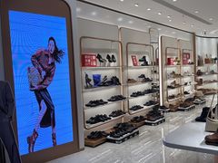 -BeLLE 百丽(凯德闵行商业中心店)