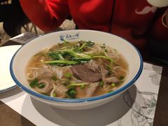 火车头汤河粉-美奈小馆·越南料理(中航城君尚购物中心店)