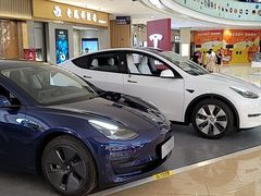 -TESLA 特斯拉(上海太古汇体验店)