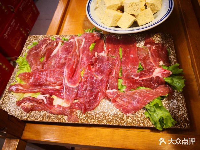 鸳鸯渡·正宗重庆火锅(健德门店)手切鲜羊肉图片 - 第5张