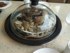 一筐蛤蜊+海捕虾-港畔赶海蒸汽海鲜烧烤自助(仙螺岛店)
