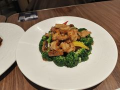-港丽餐厅(正大店)