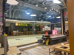 -杨老板·海鲜集市火锅·鲜切牛肉(中防万宝店)