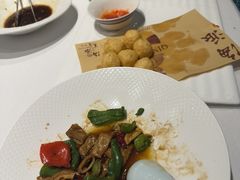 -海派美食·家宴海鲜青岛菜·石锅鲽鱼头(东方城店)