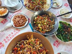 -堂瓦里·33年传统赣菜(第一街区店)