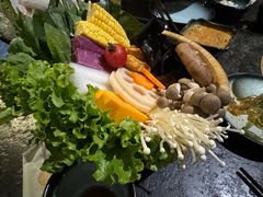 -湊湊火锅·茶憩(新中关购物中心店)