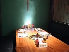 包厢-肉魁屋·烧肉·烧鸟·酒场(高新店)
