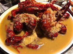 -虾弄弄海派小龙虾·牛羊蝎子火锅