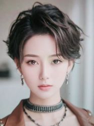 -卡尔诗·科技美肤连锁