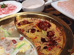 -小天鹅火锅·一线江景洪鼎旗舰店(洪崖洞店)